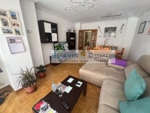 Piso en Las Viñas de 3 habitaciones con garaje